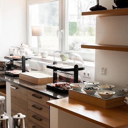 Hotel Vier Jahreszeiten Therme & Kliniken Bad Krozingen Naehe Freiburg & Schwarzwald Ideal Fuer Wellness Kur & Business Ausfluege 24H Check In- Wlan & Parken Gratis Exteriör bild